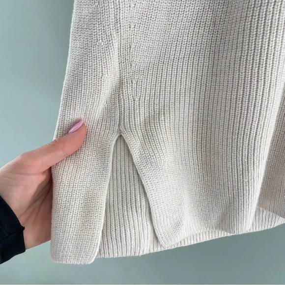 lululemon athletica Cream Crew Neck Sweater - Picture 9 of 16